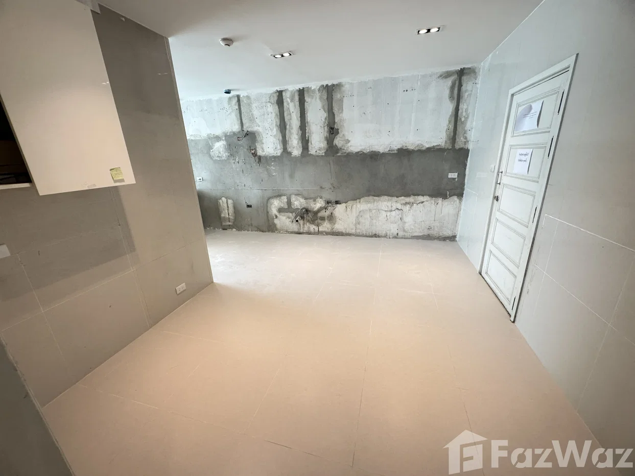 picture Newly renovations 3 bedroom for rent in Sathorn 6875615 - 5/10
