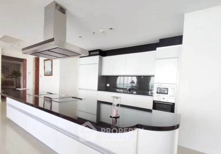 รูป คอนโด 3-ห้องนอน ที่ เดอะโคฟ วงศ์อมาตย์ ใกล้ วงศ์อมาตย์ (ID 3404590) - รูปที่ 5/6