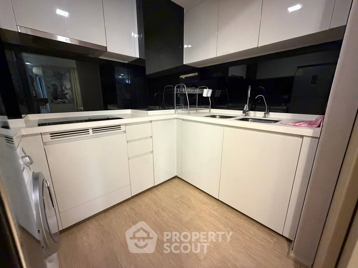 picture 3-BR Condo For Sale At LIV @ 49 Near BTS Thong Lor (ID 1801952) - 10/14