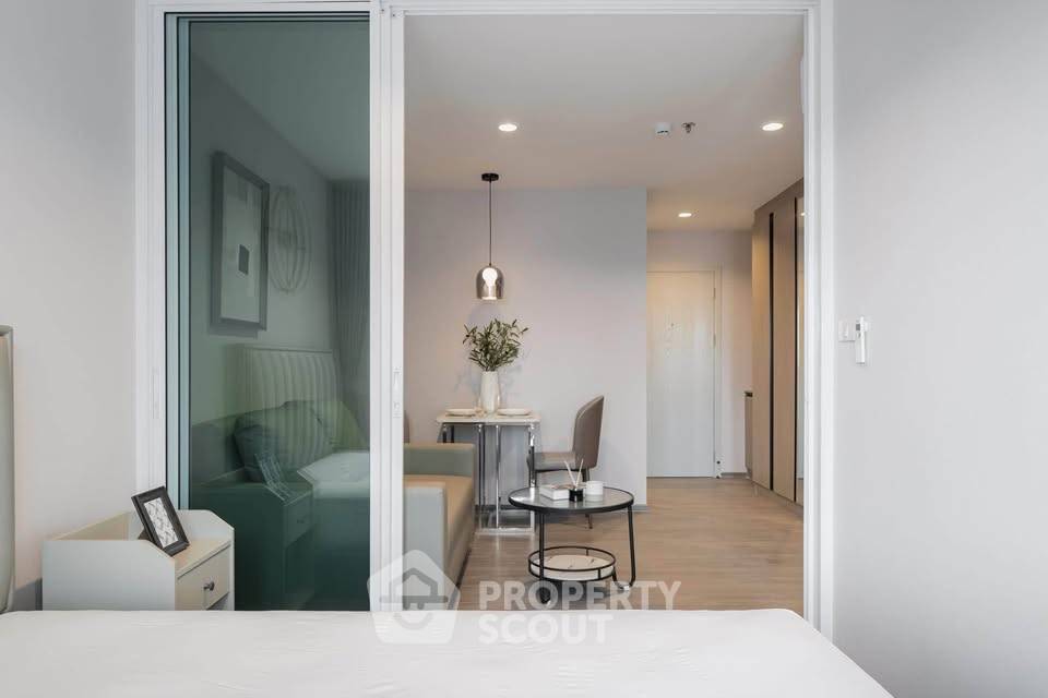 รูป คอนโด 1 ห้องนอน ชั้น 16 Regent Home Bangna ใกล้ BTS บางนา (ID 3424682) - รูปที่ 11/12