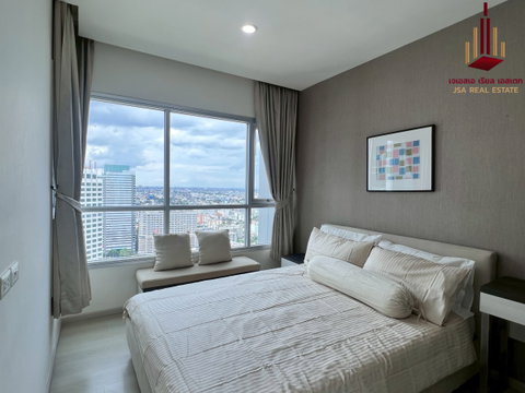 ✨ For Rent : Life Ratchadapisek Condo ✨  💰 Only 18,000 THB/month