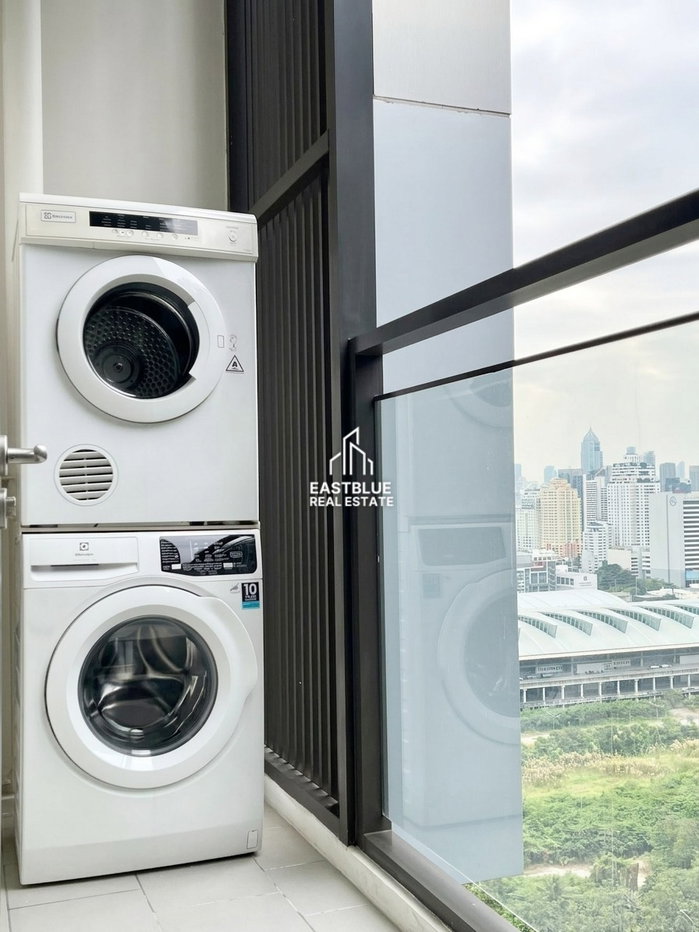 picture For Sale: Chewathai Residence Asoke Condo 🏙️ Makkasan Garden View, Private Corner Unit - 7/8