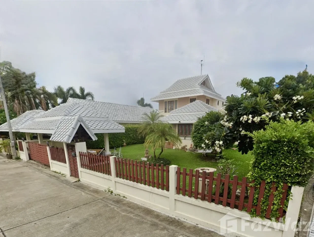 picture Lovely, modern 2-Storey, 3 Bedroom House in Bo Fai 6874896 - 1/15