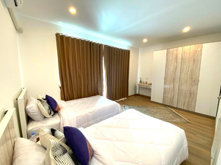 รูป 🏡✨ ขายทาวน์โฮม 3 ชั้น พาทิโอ ศรีนครินทร์–พระราม 9 | บ้านสวย เฟอร์นิเจอร์ครบ - รูปที่ 7/15
