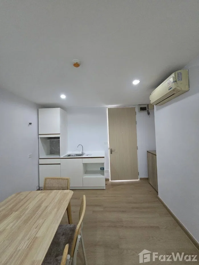 picture 2 Bedroom Condo for sale at I-Zen Ekamai-Ramindra  6858502 - 2/7