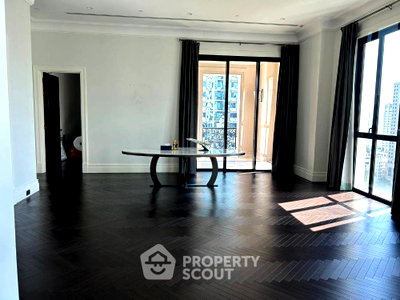 Condos for sale : 200m From BTS Phloen Chit | 2-BR 98 Wireless, 133 Sqm (ID 1408323)