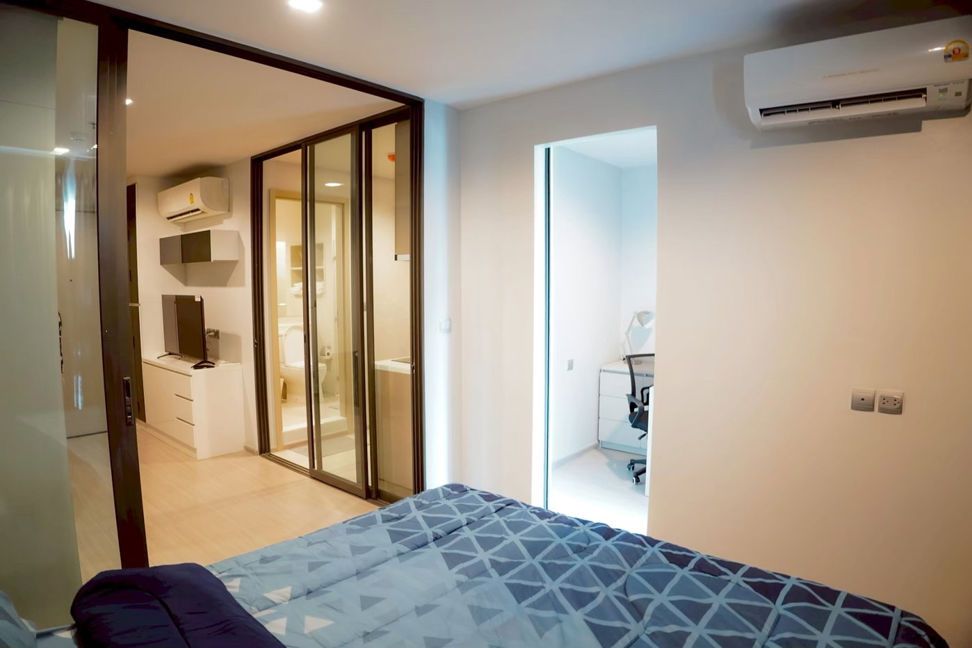 picture For Sale Life Ladprao 1-Bed 35 sqm near MRT Phahon Yothin 🌇 - 2/9