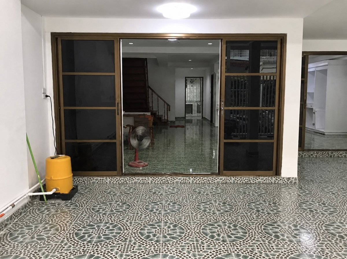 รูป 🏡🏢 ให้เช่าทาวน์โฮม 2 ชั้น สุขุมวิท 101/1 – วชิรธรรมสาธิต 57 | รีโนเวทใหม่ พื้นที่กว้าง 250 ตร.ม. ทำ Home Office ได้! - รูปที่ 3/14