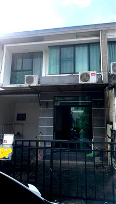เช่าทาวน์โฮม กรุงเทพมหานคร : ให้เช่า ทาวเฮ้าส์2ชั้น 19ตรว.อยู่ถนน ถนนราษฎร์พัฒนา ซอยมิสทีน ใกล้ตลาดน้ำขวัญเรียม