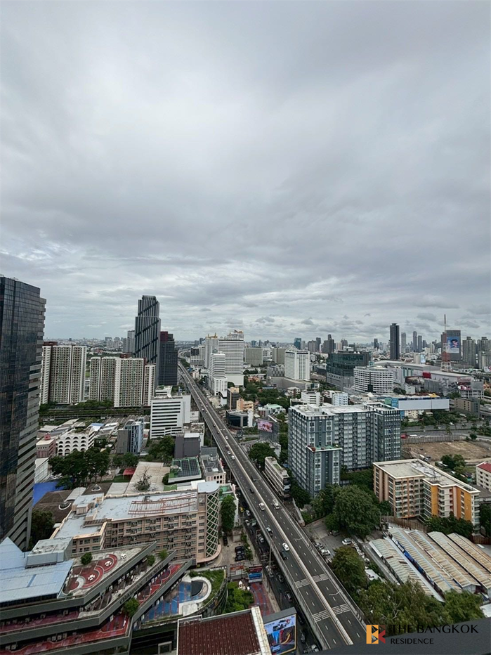 picture Nue District R9 near MRT Rama 9 Station - 9/9