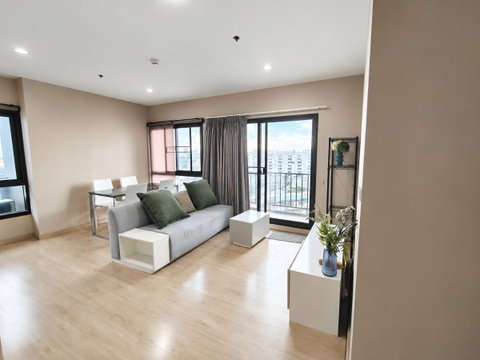 🏢 The Parkland Phetkasem–Tha Phra Condo, Bangkok location – Price: 4.5 million THB