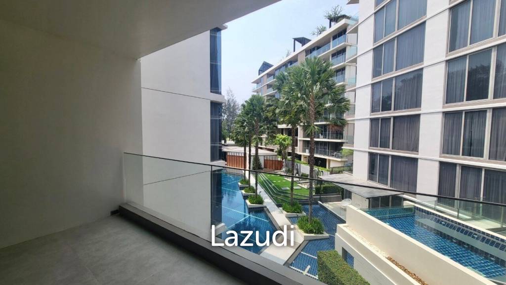 picture The Pine : 1 Bedroom Condo With Pool View - 10/10