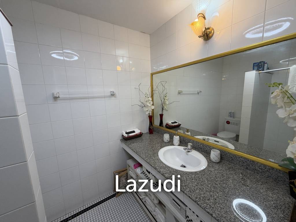 picture City location / 4 bedrooms + 4 bathrooms / huge pool - 15/44