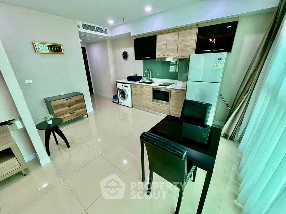 รูป คอนโด 1-ห้องนอน ที่ ดุสิต แกรนด์ คอนโด วิว ใกล้ หาดจอมเทียน (ID 3424381) - รูปที่ 3/20