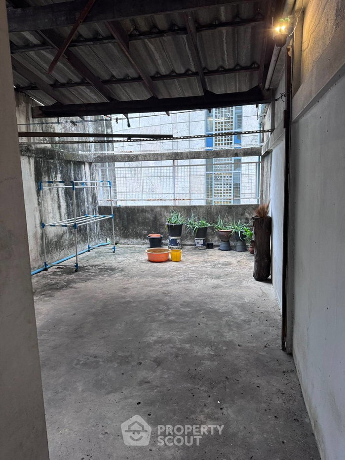 picture 200m To BTS Asoke: 1-BR At Citi Smart Sukhumvit 18 (ID 3423203) - 16/18
