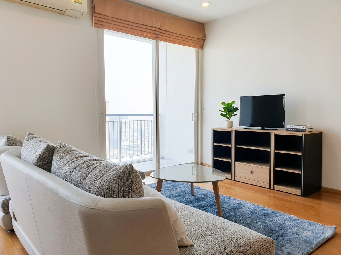 picture For Sale! Villa Rachatewi Luxury 2-Bed Condo near BTS Ratchathewi 🌟 - 1/6