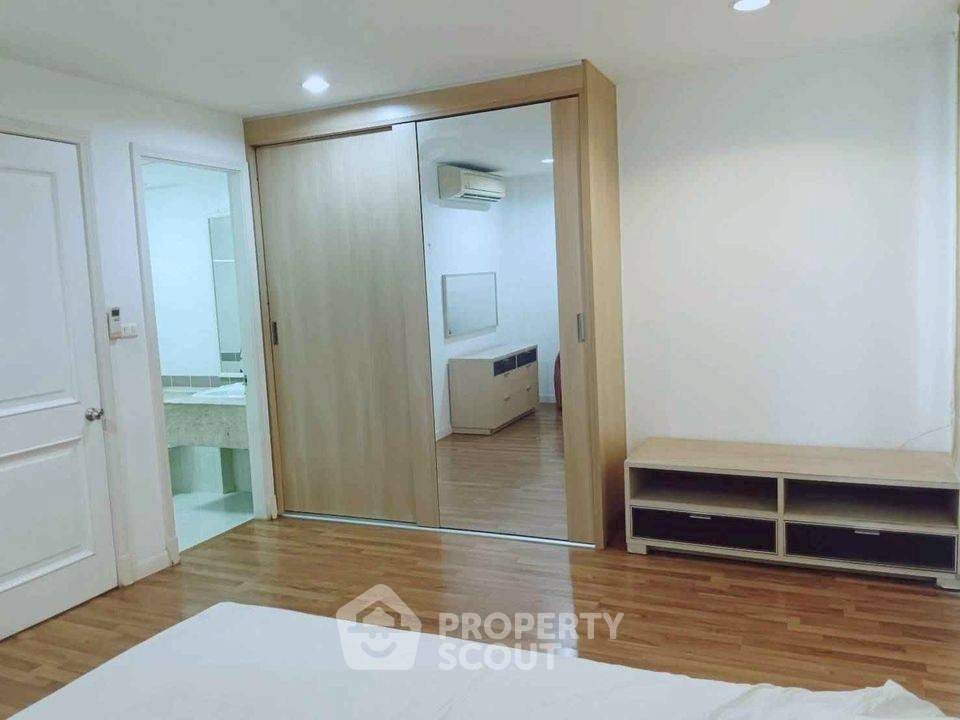 picture 3-BR Townhouse close to Ramkhamhaeng (ID 3423493) - 12/15