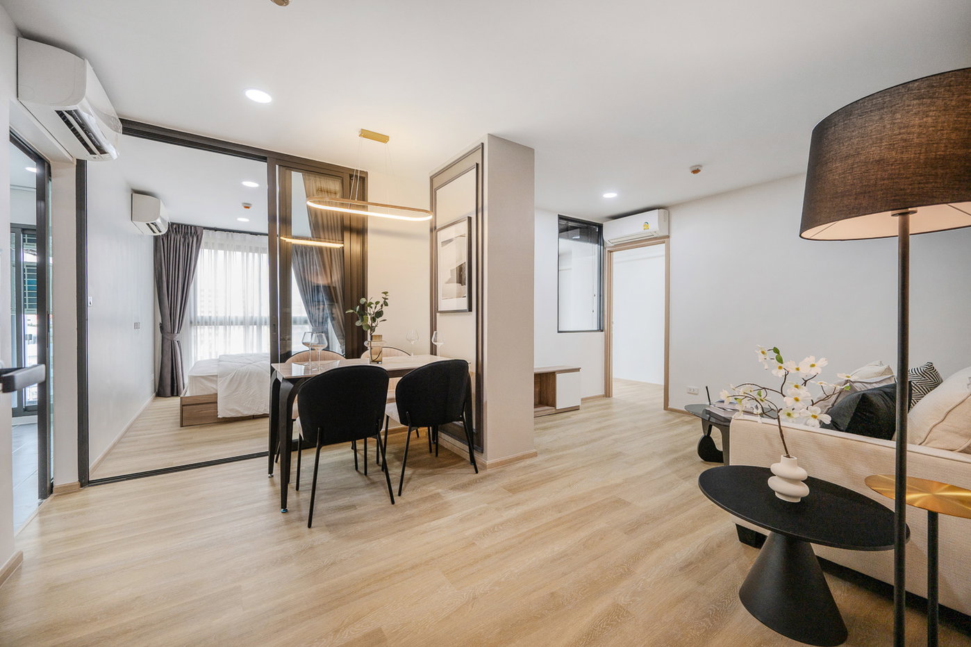 picture The Excel Hideaway Condo Sukhumvit 71
2 bedrooms near BTS Phra Khanong for only 4.19 million! - 2/9
