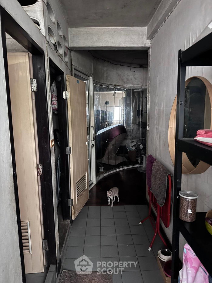 picture 200m To BTS Asoke: 1-BR At Citi Smart Sukhumvit 18 (ID 3423203) - 6/18