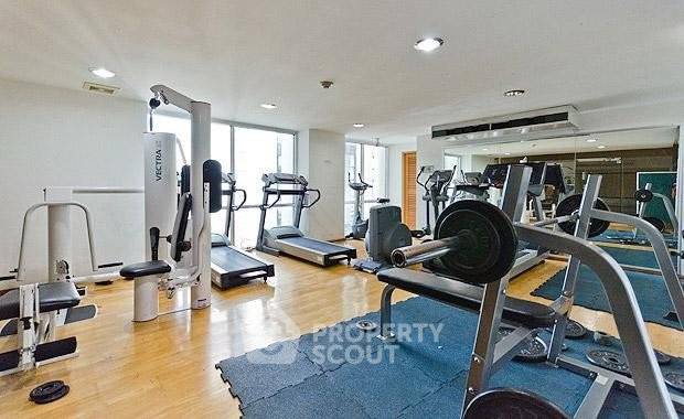 picture 3-BR 200 Sqm 24th-Floor At Sukhumvit Suite Near BTS Nana (ID 3425545) - 14/14