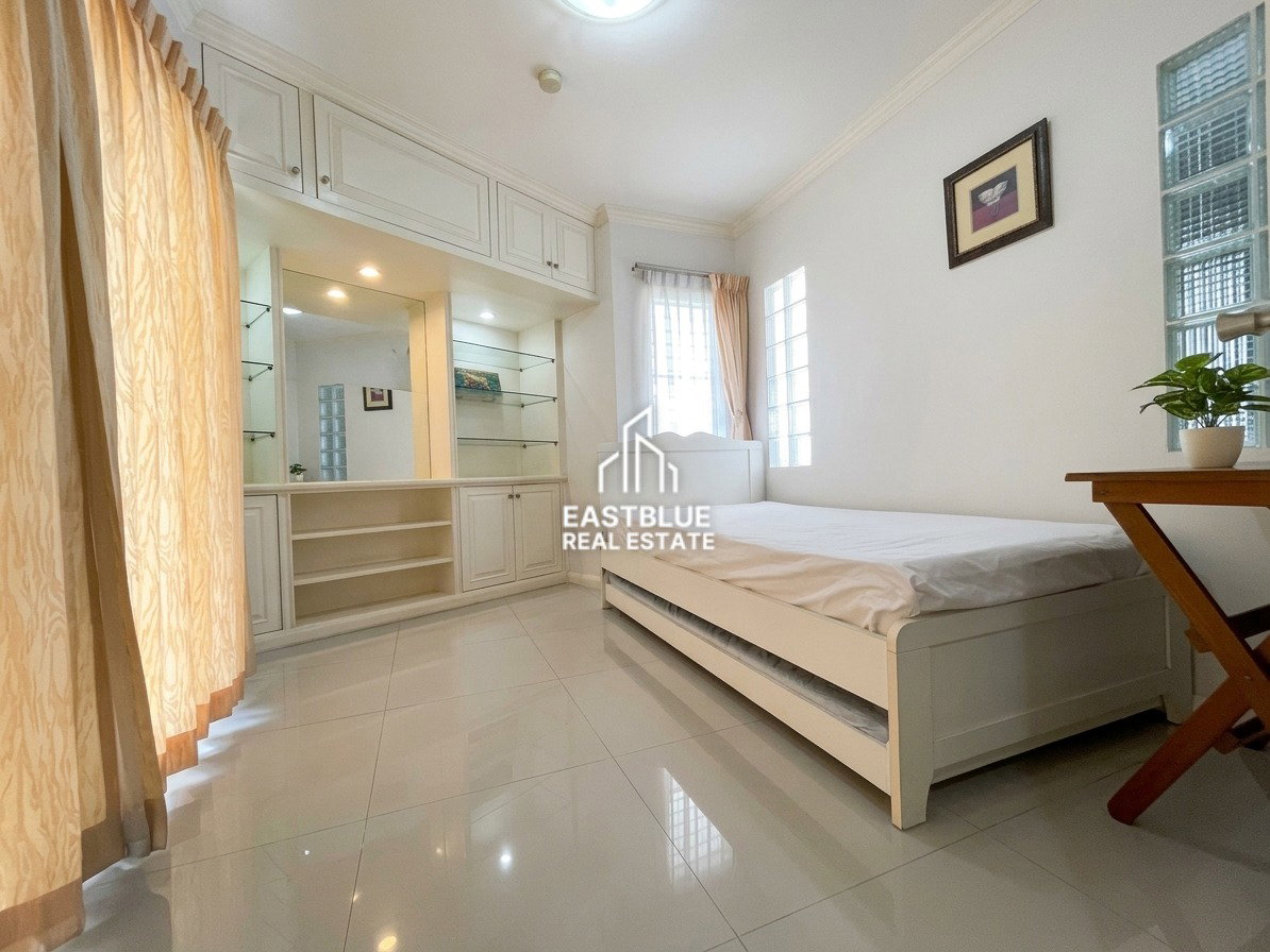 picture For Sale: Fifty Fifth Tower Condo 🏙️ Prime Thong Lo Location - 9/9