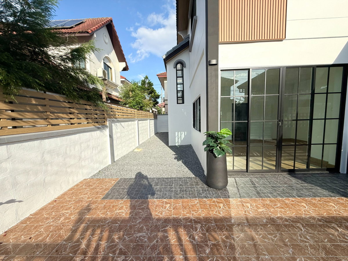 รูป บ้านเดี่ยวหลังใหญ่ ราคาถูกคุ้ม กว้างมาก หมู่บ้าน เคซี.การ์เด้นโฮม 4 ถนนนิมิตใหม่40 สามวาตะวันออก คลองสามวา แต่งสวยเฟอร์นิเจอร์พร้อม - รูปที่ 10/40