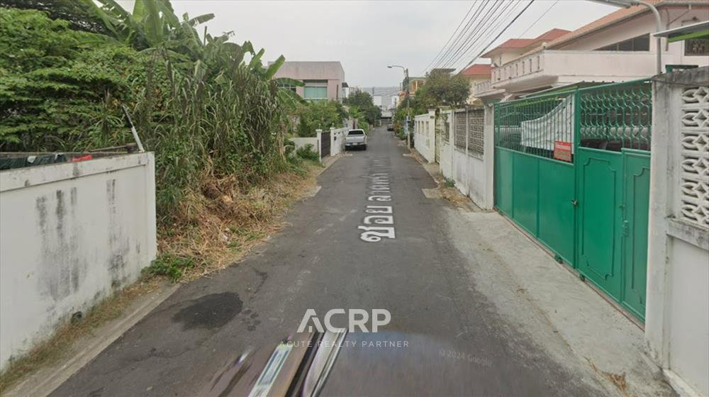 รูป ขายที่ดินแปลงสวย ซอยลาดพร้าว 1 แยก 10 ขนาด 90 ตร.วา ใกล้ MRT พหลโยธิน เพียง 15 ล้านบาท - รูปที่ 4/4