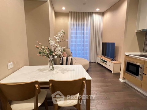 2-BR Condo at The Saint Residences near MRT Phahon Yothin (ID 3423807)