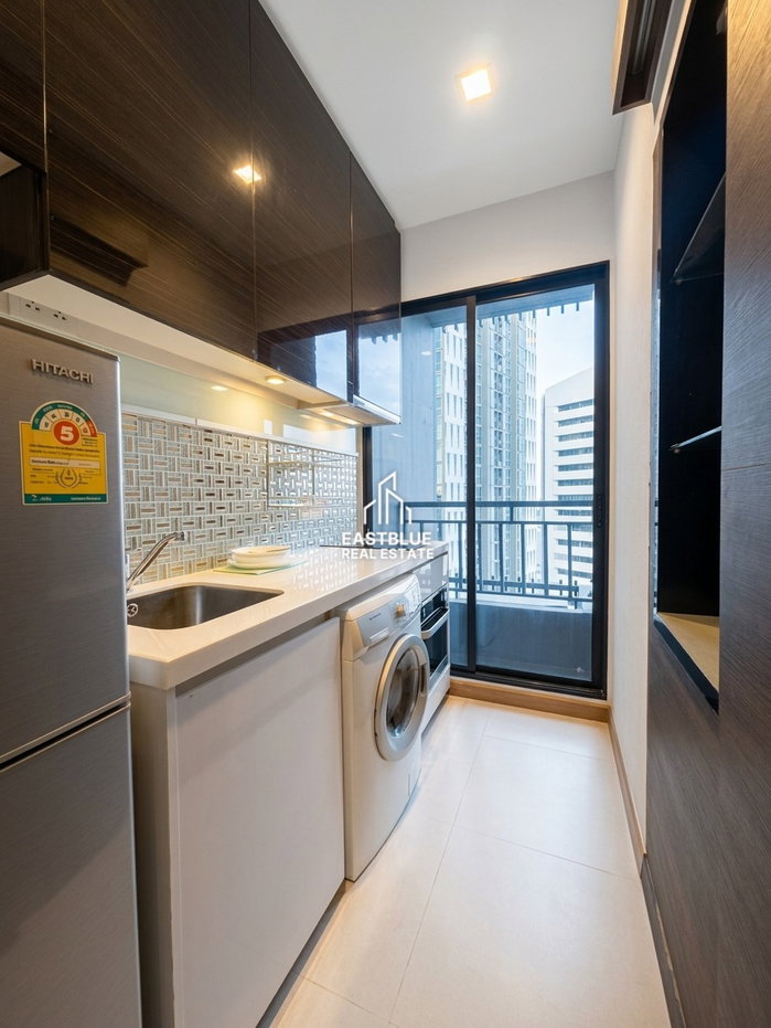 picture Ivy Ampio for Rent! Luxury Studio Condo, 30 sqm, near MRT Thai Cultural Centre 🏙️🌟 - 4/9