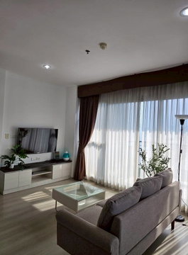 Luxury Condo 🏢 | Life Ratchadapisek, 2 Bed 2 Bath
EB-87146 | 65 sqm | ฿35,000/month 💰

Convenient Location 🚇 BTS/MRT Huai Kwang
Nearby Malls, Amenities & Project Facilities 🏊‍♂️🏋️‍♀️🔒