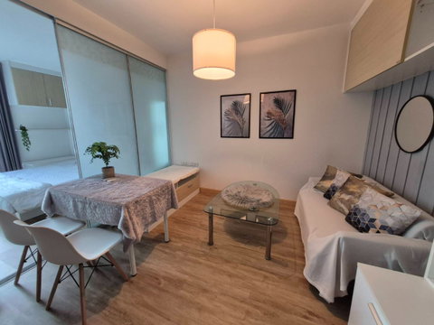 ✅for rent 9,500 condo The IRIS Rama 9 – Srinakarin Near Airport Link Hua Mak & MRT Hua Mak Station (Yellow Line)