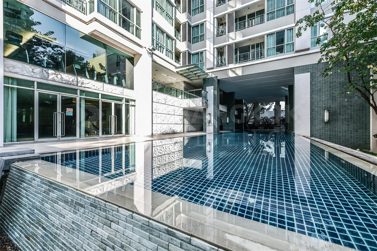 รูป 🏙️ Chic Condo at The Address Chidlom! 1BR, 55sqm, 8.4M THB 💸
Unbeatable Location: Steps to BTS, Central Chidlom, Central World 🏪 - รูปที่ 6/9
