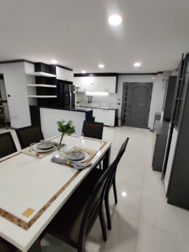 3 ห้องนอนใจกลางสุขุมวิท 39 ใกล้ BTS พร้อมอยู่ ราคา 9.9 ล้าน! 
สุดยอดทำเล! Supalai Place Sukhumvit 39 ใกล้สถานทีสำคัญทุกที่