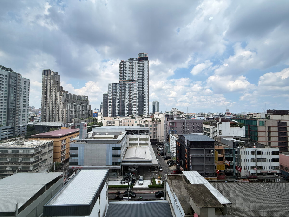 picture For Rent 2 Bedrooms Duplex unit SOHO Bangkok Ratchada near Huai Khwang MRT - 36/51