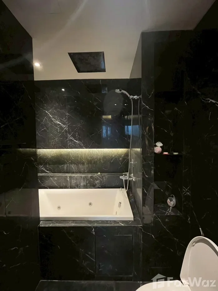 picture 2 Bedroom Condo for sale at KnightsBridge Prime Onnut 6875742 - 40/59