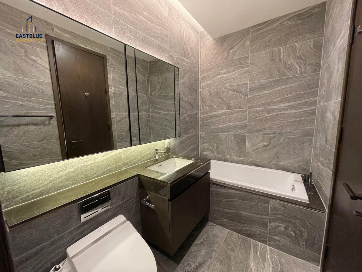 picture Rent a luxurious condo at The Esse Sukhumvit 36 🏙️✨ Prime location near BTS Thong Lo - 6/6