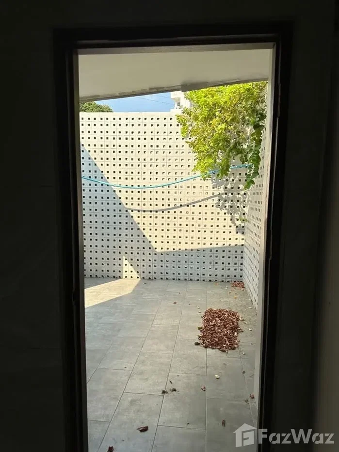 picture 3 Bedroom House for sale in Sam Sen Nok, Bangkok  6874914 - 8/8