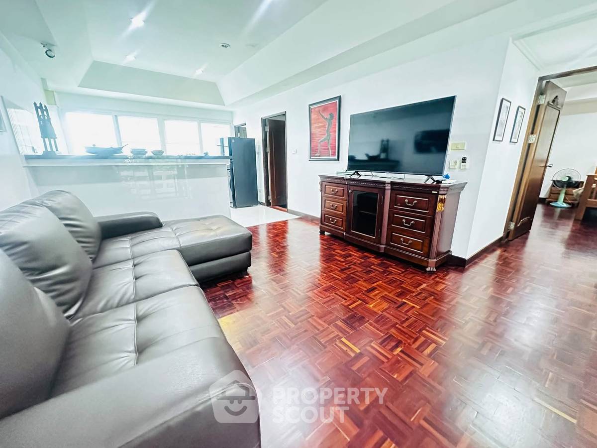picture 2-BR 111 Sqm In Bangsaray Condominium, Bang Sare (ID 3423826) - 5/12