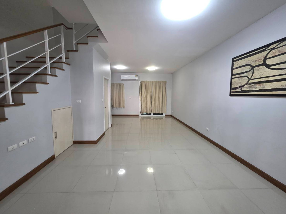 รูป  ให้เช่า เดอะ ทรัสต์ ทาวน์โฮม เกษตรนวมินทร์-นวลจันทร์ Tel.099-998-3897 - รูปที่ 4/26