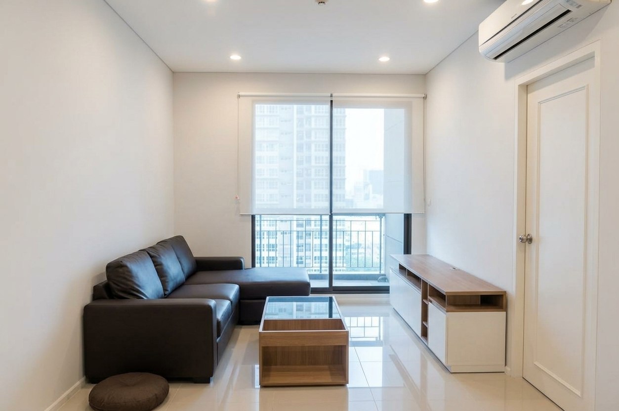 picture For Sale: Life Asoke - Rama 9 Condo near MRT Phra Ram 9! 🏙️✨ - 1/8