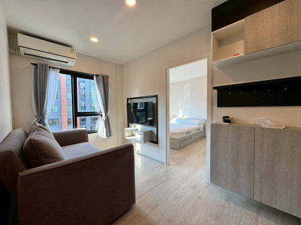 รูปภาพ ให้เช่า Essent ville คอนโด วิวสระ ว่างพร้อมอยู่ เพียง 13,000 บาท
