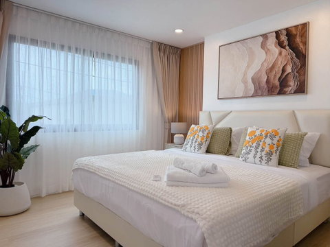 Ratchaporn Place Condo For Sale