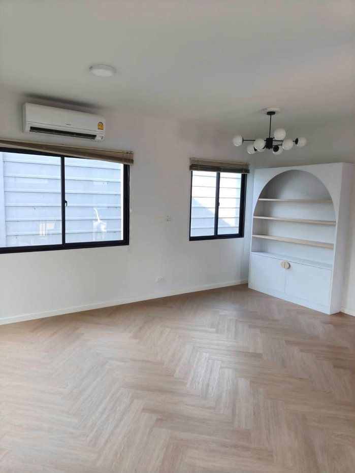 รูป 🔥🏡ขาย–ให้เช่า บ้านแฝด ECO HAUS วงแหวน–ลำลูกกา ปทุมธานี 3 ห้องนอน 3 ห้องน้ำ สไตล์บ้านเดี่ยว ฟังก์ชันครบ บรรยากาศเงียบสงบ พร้อมเข้าอยู่ - รูปที่ 2/16