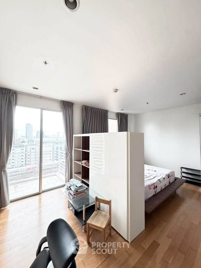 รูป ห่าง BTS กรุงธนบุรี 100 ม. คอนโด 1 ห้องนอน Villa Sathorn (ID 3425532) - รูปที่ 5/8