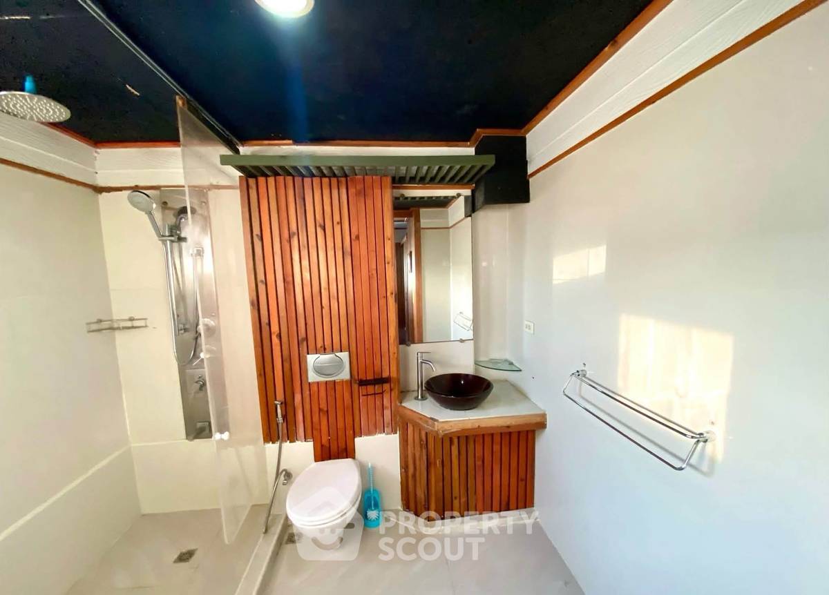 picture 2-BR Condo at Baan On-nut Sukhumvit 77 Condominium in Suan Luang (ID 3423867) - 12/13