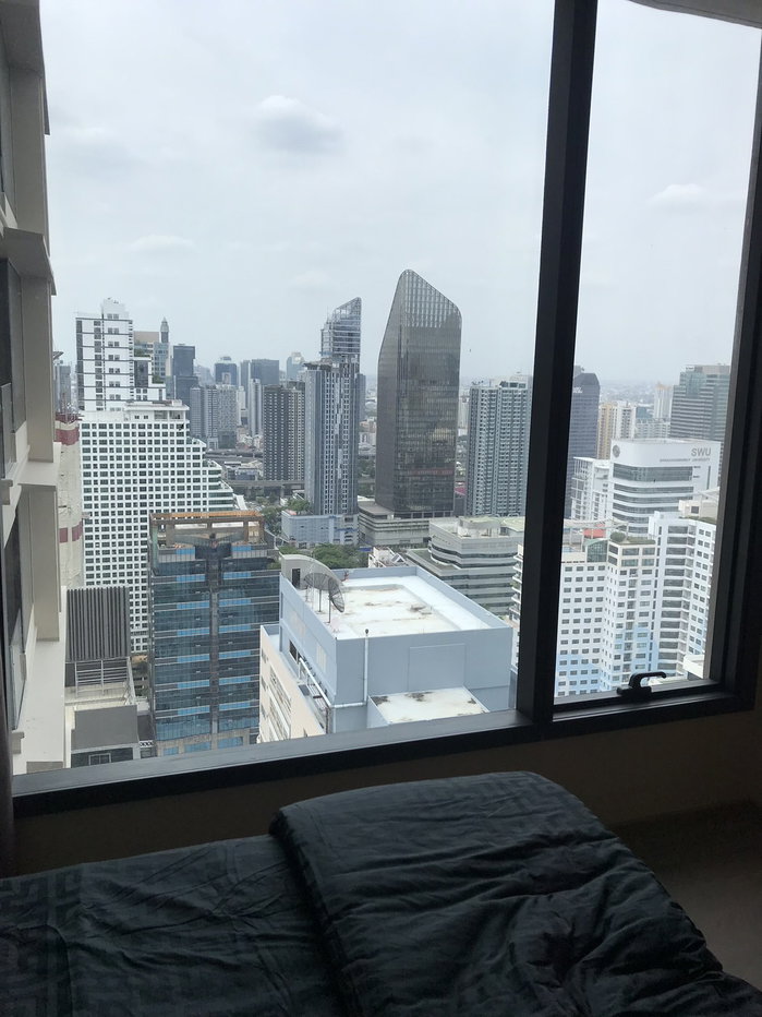 picture Luxury Condo for Rent at The Esse Asoke 🏢 Prime Location near BTS Asoke! - 2/10
