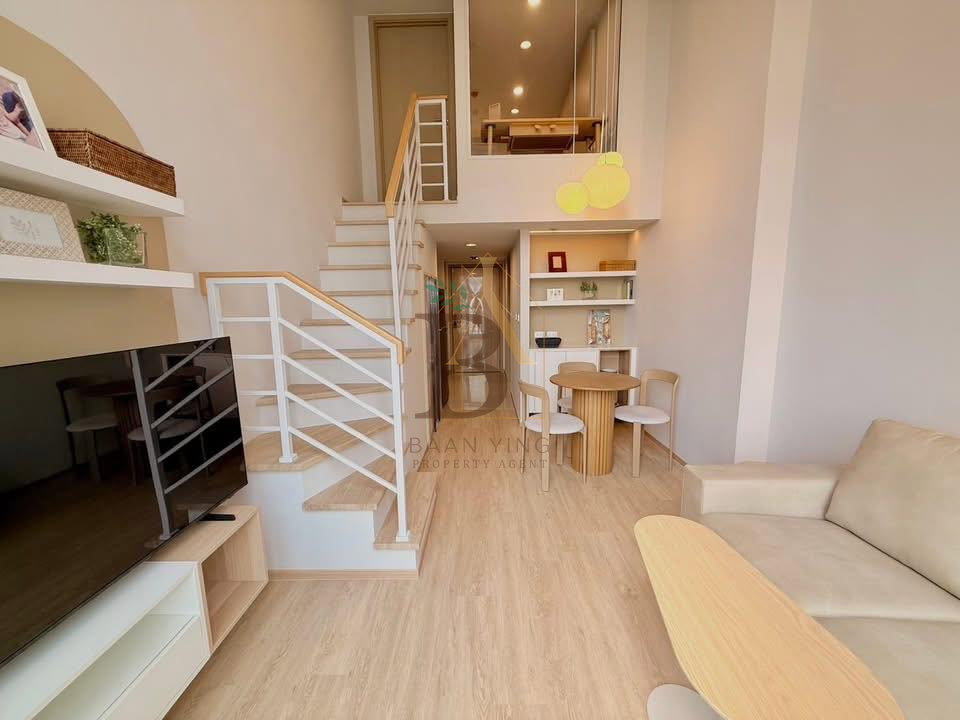 picture Culture Chula 1 Duplex Bedroom for rent, near BTS Saladaeng - 8/28