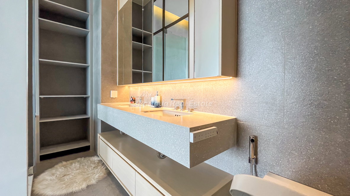 รูป 🛏️ 3 ห้องนอน - 🛁 3 ห้องน้ำ - 🏙️ Sea View - 🌏 ชื่อชาวต่างชาติ - 🏢 Arom WongAmat Pattaya - รหัส: AROM09 - รูปที่ 19/22