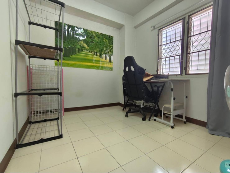 รูป ขาย เอื้ออาทรป่าตัน เชียงใหม่ อาคาร 20 ชั้น 3 ห้องมุม 740,000 บาท ค่าโอนคนละครึ่ง พร้อมเฟอร์นิเจอร์หิ้วกระเป๋าเข้าอยู่ได้เลย สนใจนัดชมห้อง 088-8822598 - รูปที่ 7/14