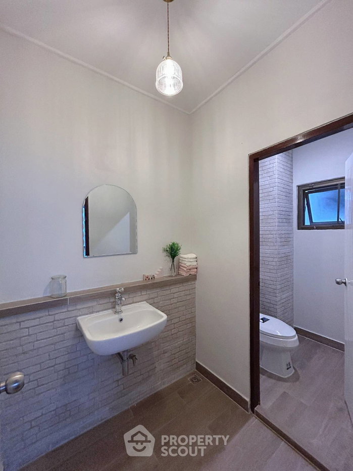 picture Pet-Friendly 3-BR House In Bang Chak, 10m To BTS Bang Chak (ID 3425619) - 10/17